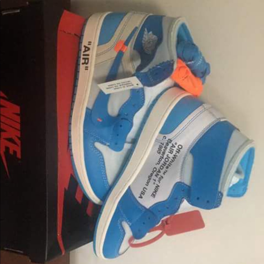 Jordan 1s off white
